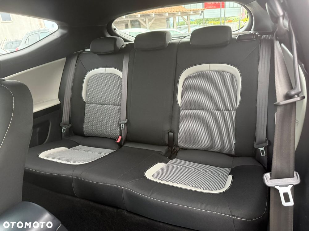 Kia ProCeed 1.6 CRDi 136 ISG Spirit - 14