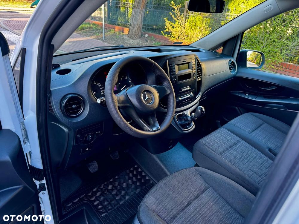 Mercedes-Benz Vito Tourer Pro 447.701 - 12