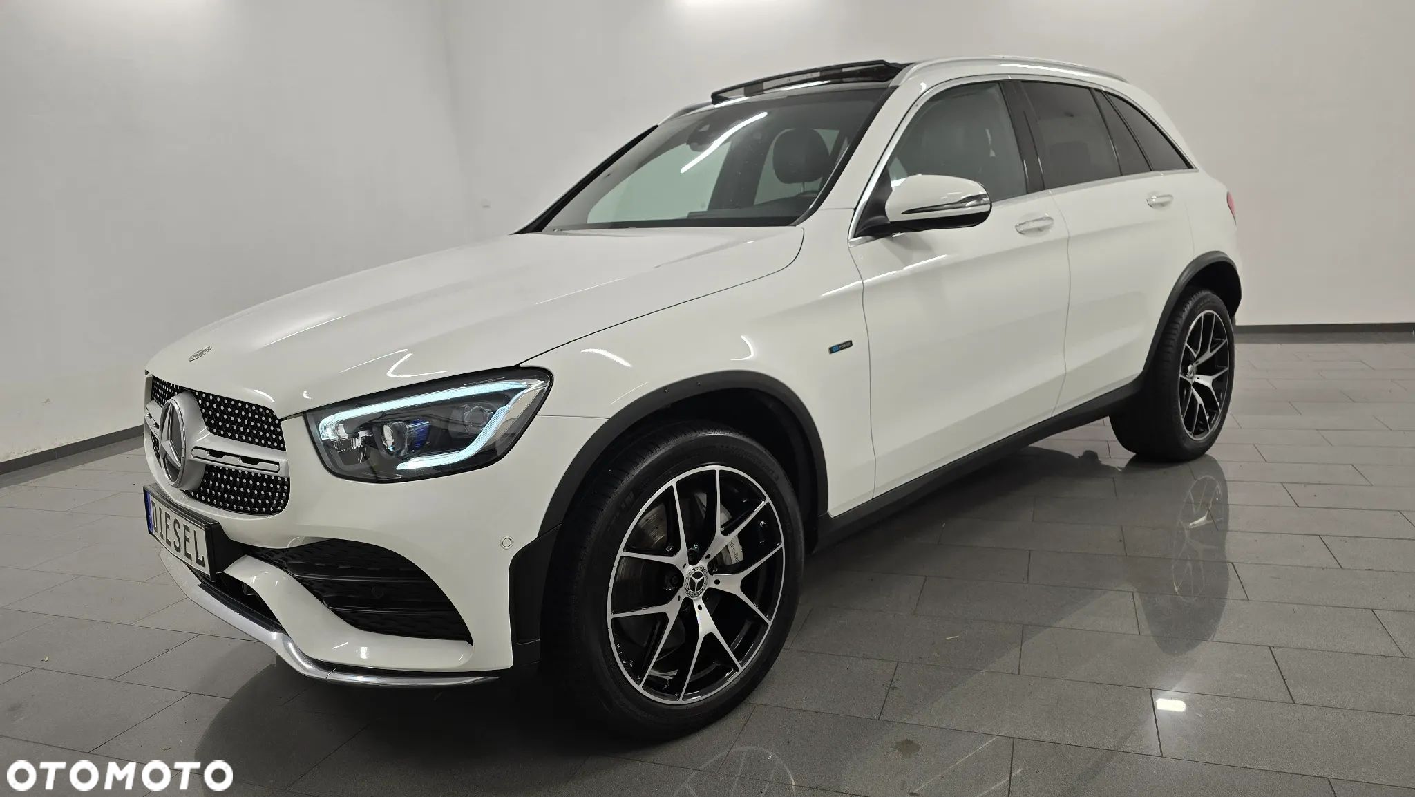Mercedes-Benz GLC 300 de 4Matic 9G-TRONIC AMG Line Plus - 1