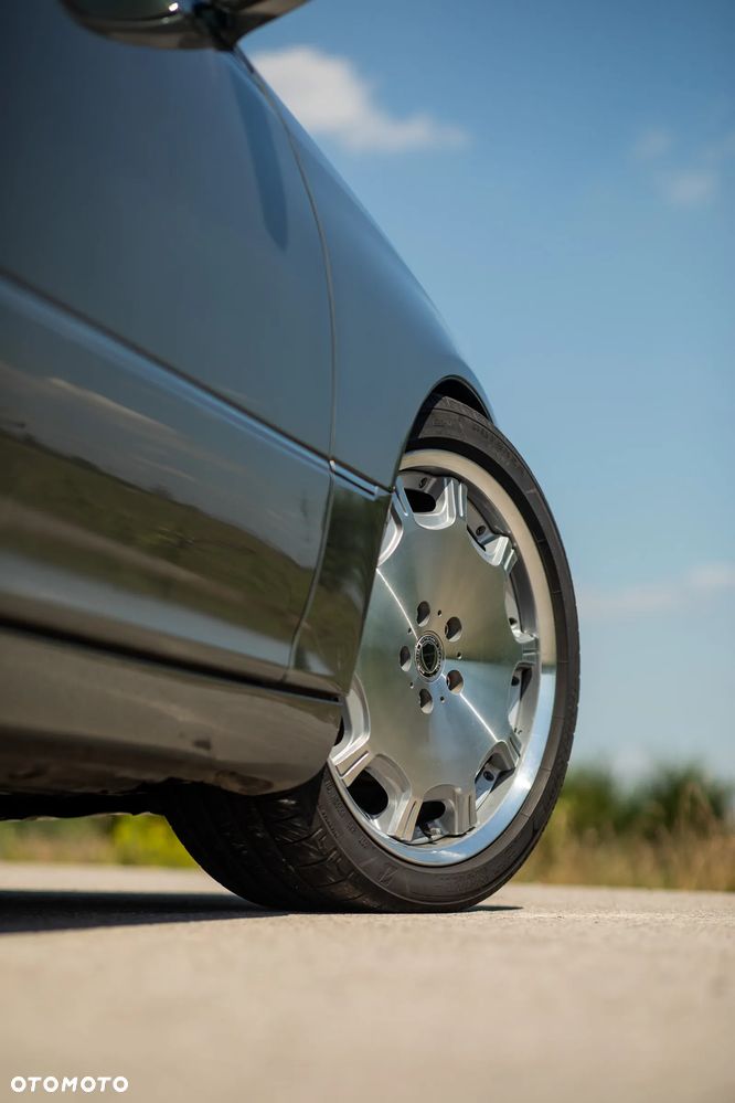Lexus LS Prezydent - 11