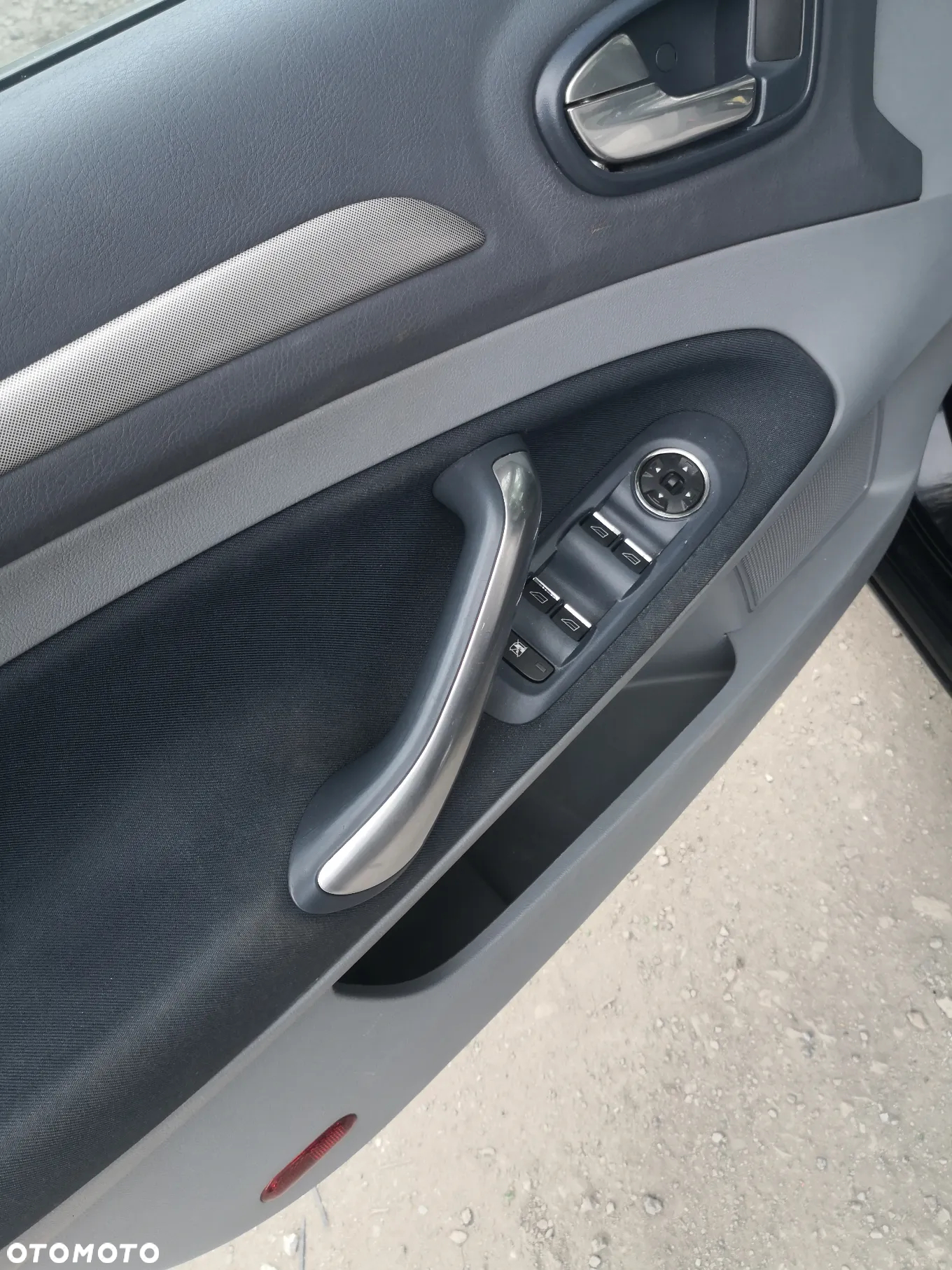 Ford Mondeo 2.0 Ambiente - 8