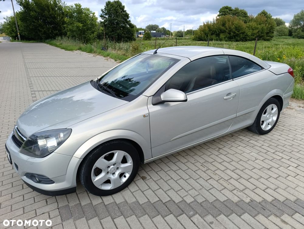 Opel Astra 2.0 T Cosmo - 2