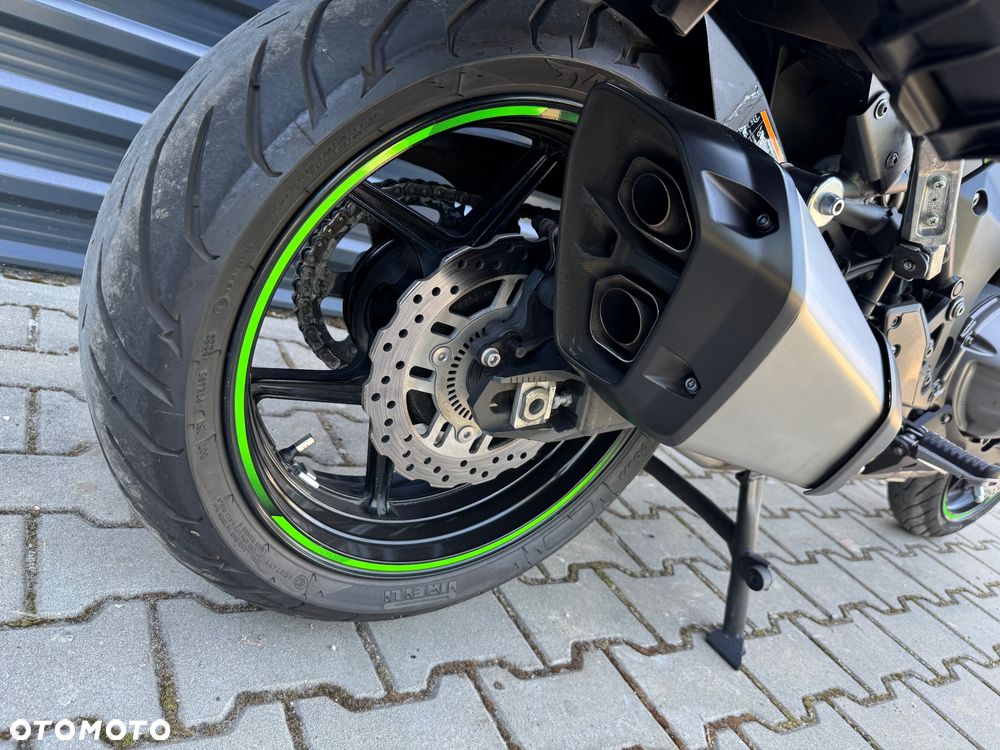 Kawasaki Versys 1000 - 17