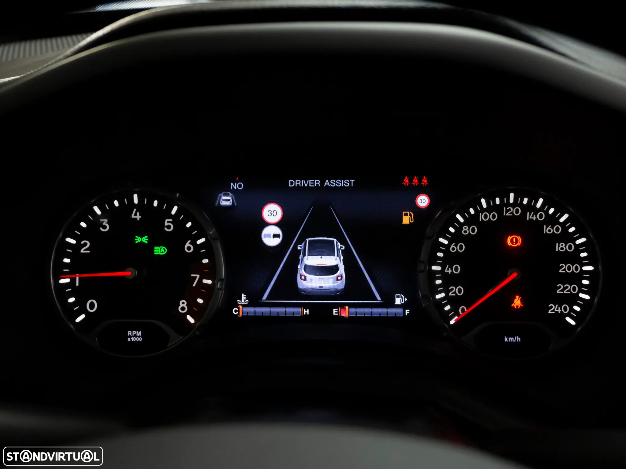 Jeep Renegade 1.0 T Limited - 24