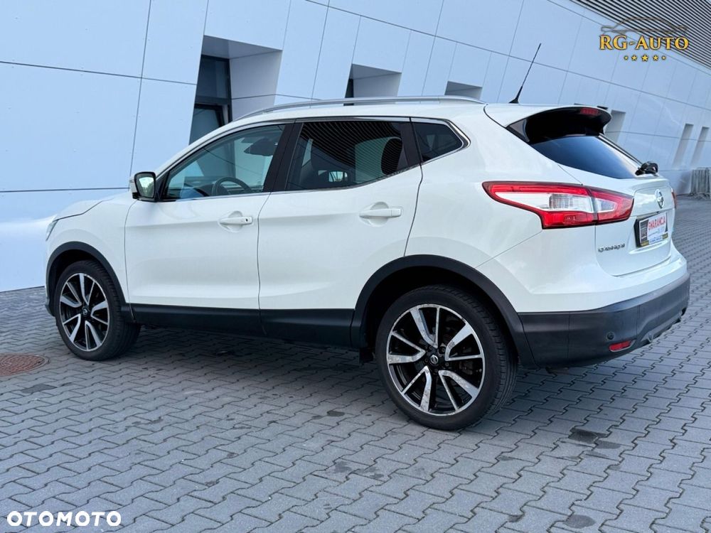 Nissan Qashqai - 11