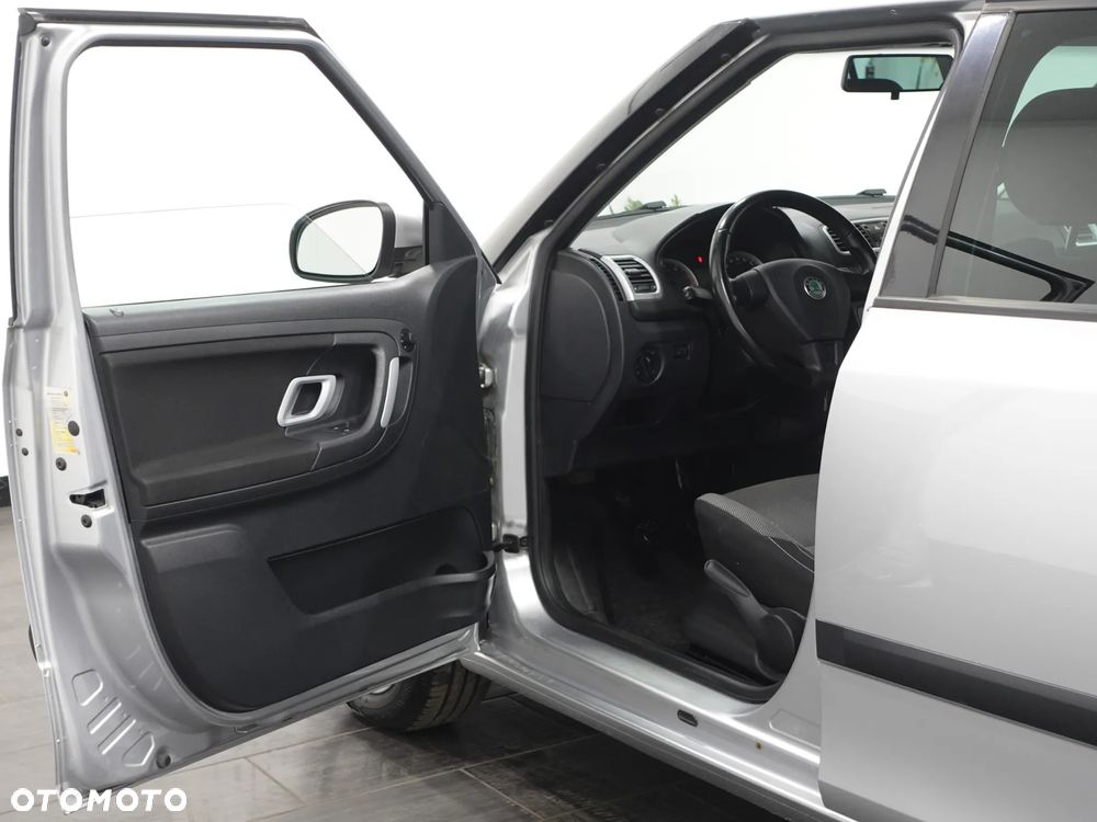 Skoda Fabia - 17