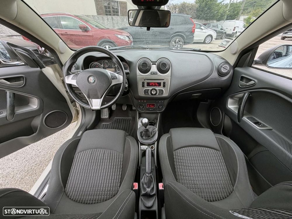 Alfa Romeo MiTo 1.3 JTD Distinctive - 27