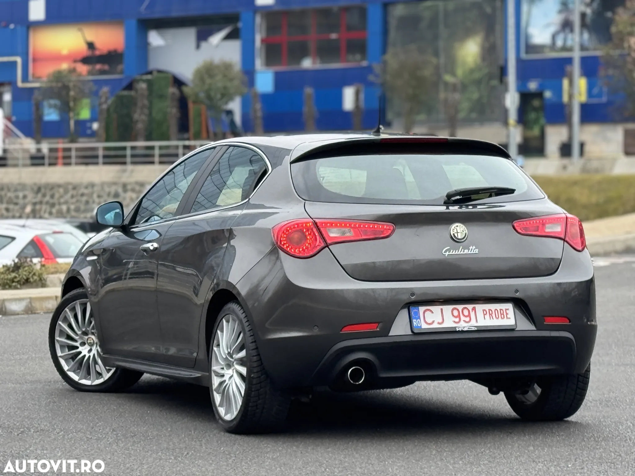 Alfa Romeo Giulietta 1.6 Mjet Distinctive - 3