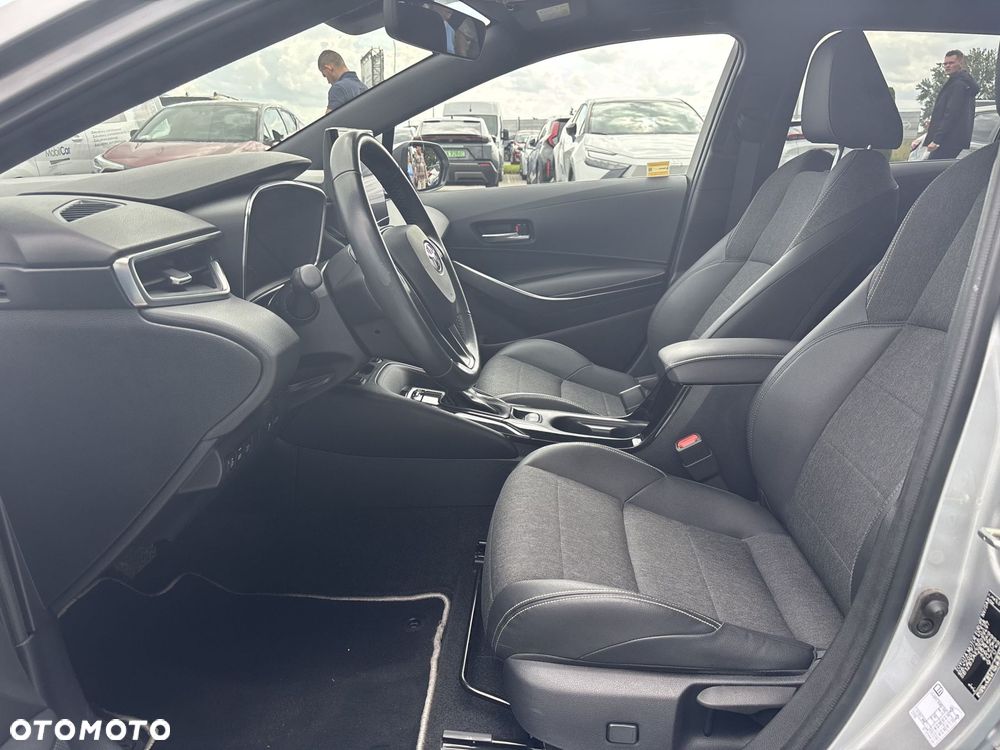 Toyota Corolla 1.8 Hybrid Style - 11