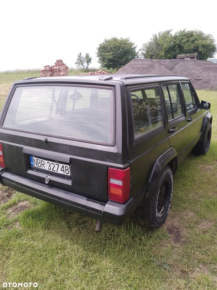 Jeep Cherokee 4.0 - 2