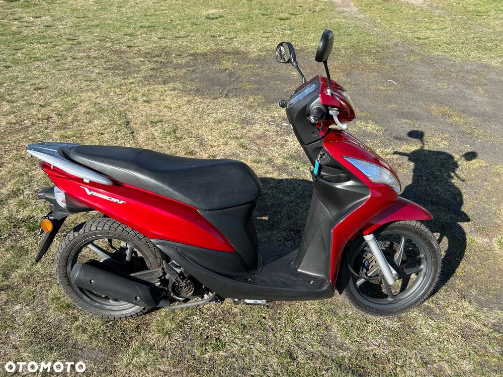 Honda Vision - 4
