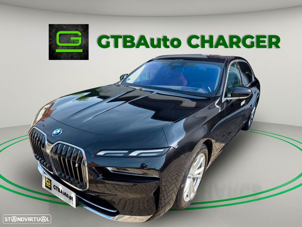 BMW i7 - 2