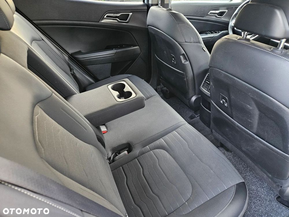 Kia Sportage - 12