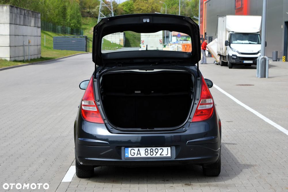 Hyundai i30 1.4 Classic + - 30