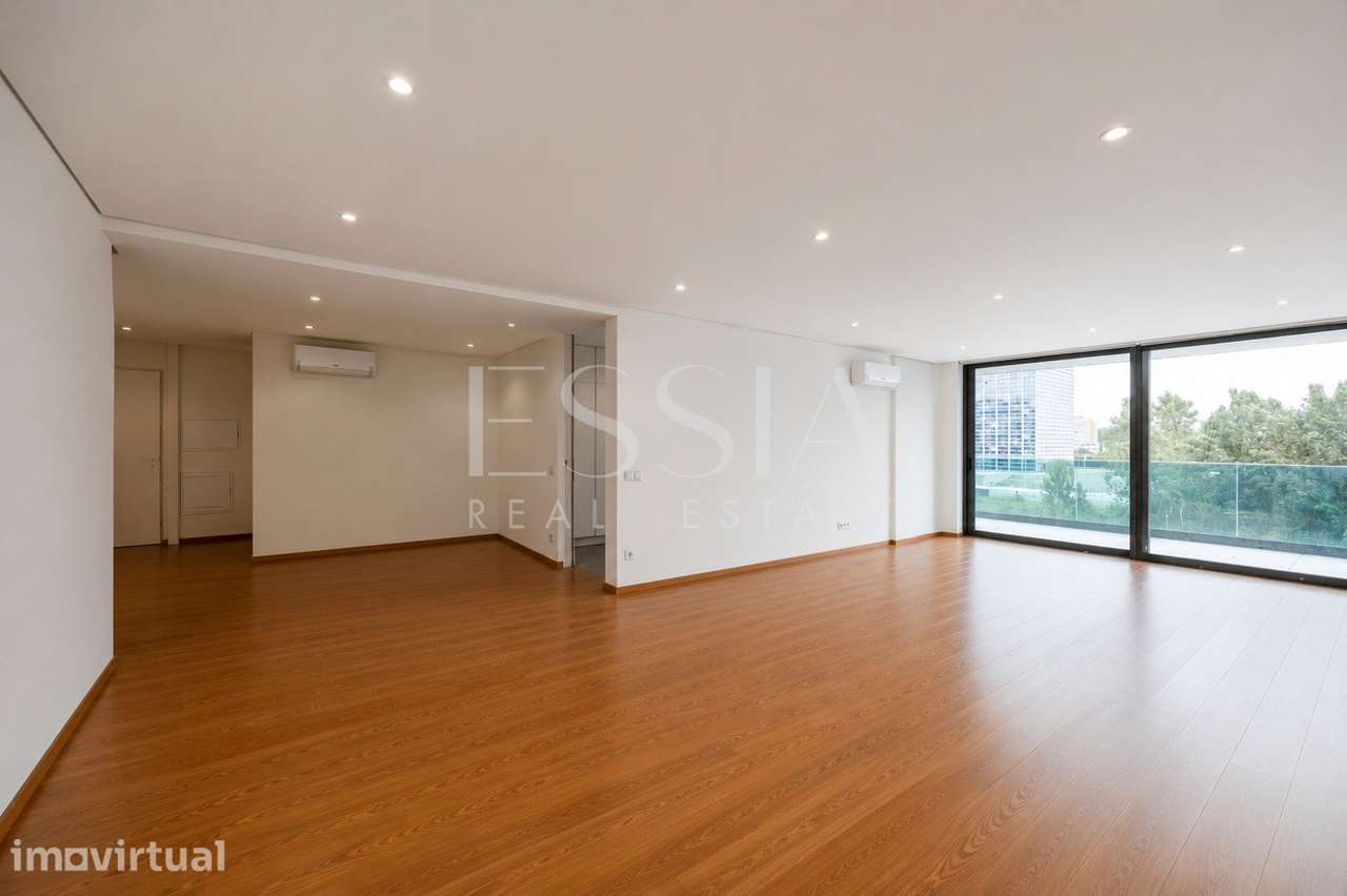 Apartamento T3 com Varanda no Varandas do Foco - Grande imagem: 4/28