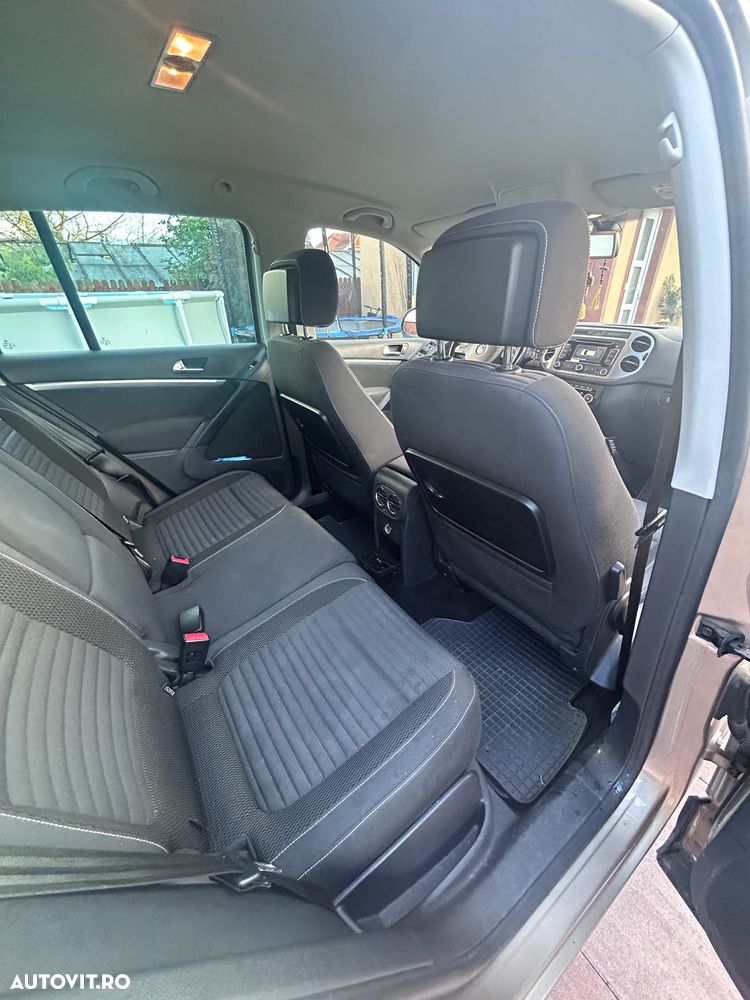 Volkswagen Tiguan 2.0 TDI DPF 4Motion BlueMotion Technology DSG Cup Sport & Style - 14