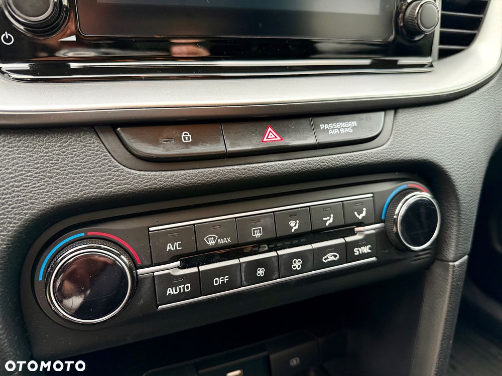 Kia XCeed 1.5 T-GDI M - 23