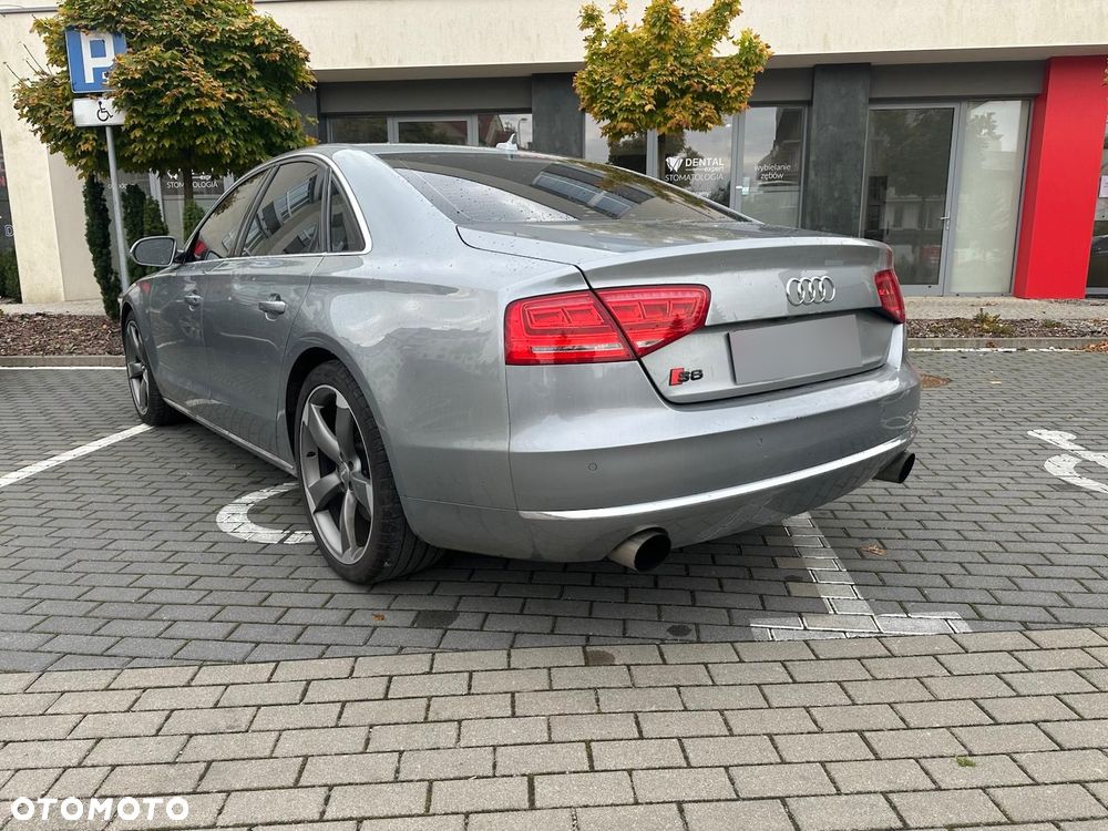 Audi A8 4.2 FSI Quattro - 6
