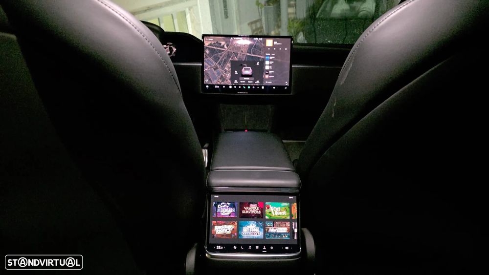 Tesla Model X Plaid AWD - 53
