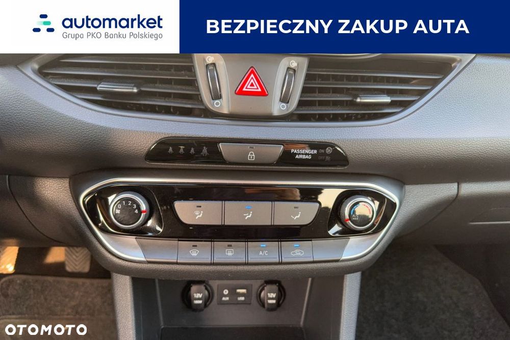 Hyundai i30 1.4 Classic + - 19