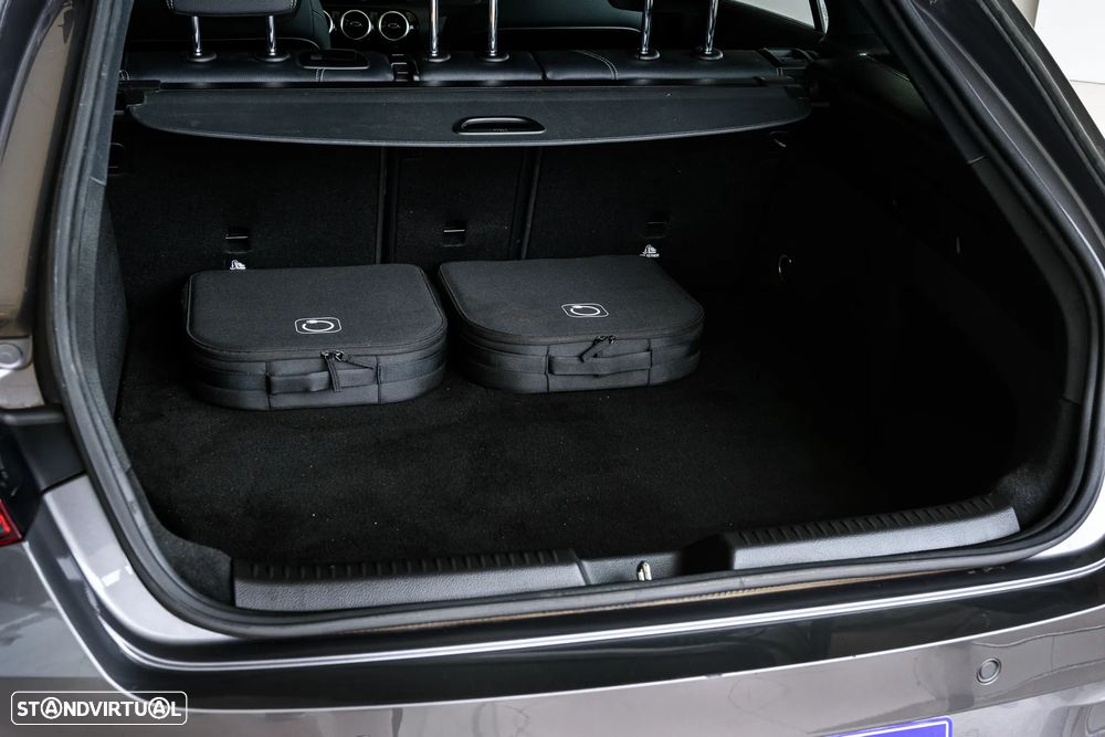 Mercedes-Benz CLA 250 e 8G-DCT Progressive Line Advanced - 10