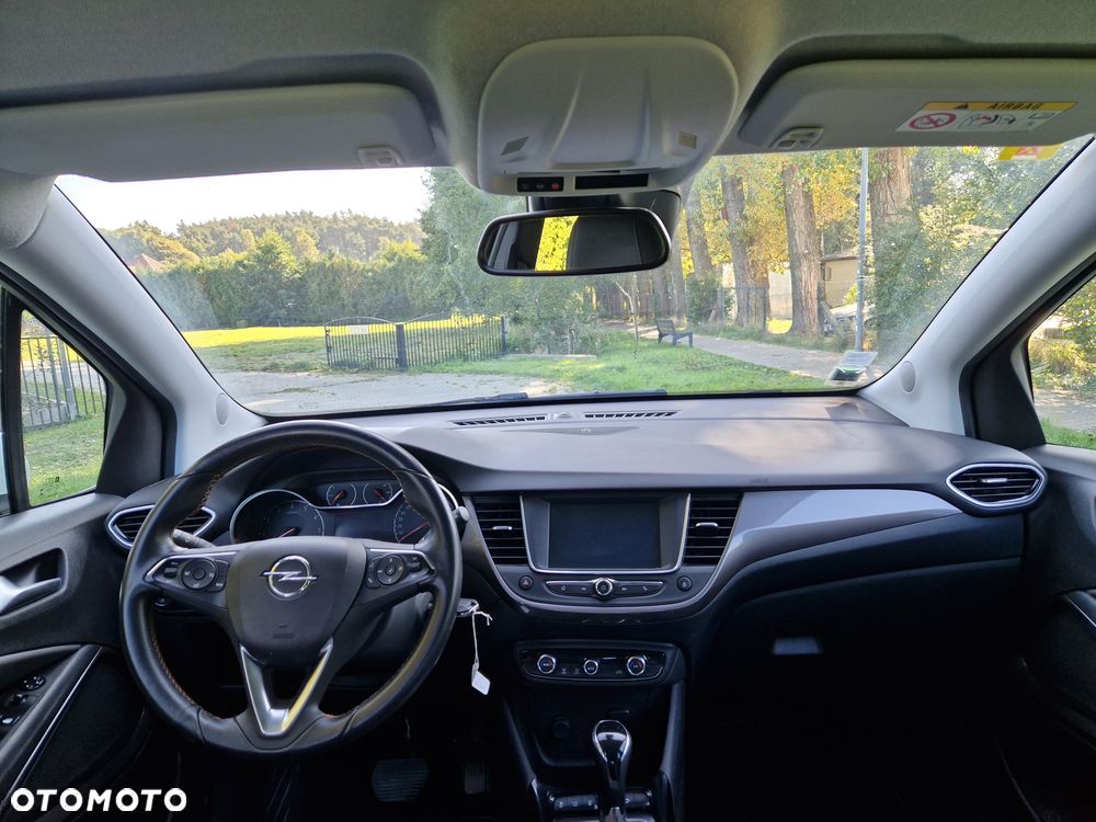 Opel Crossland X - 21
