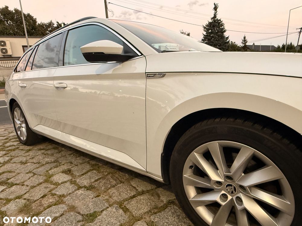 Skoda Superb 2.0 TDI Ambition DSG - 3