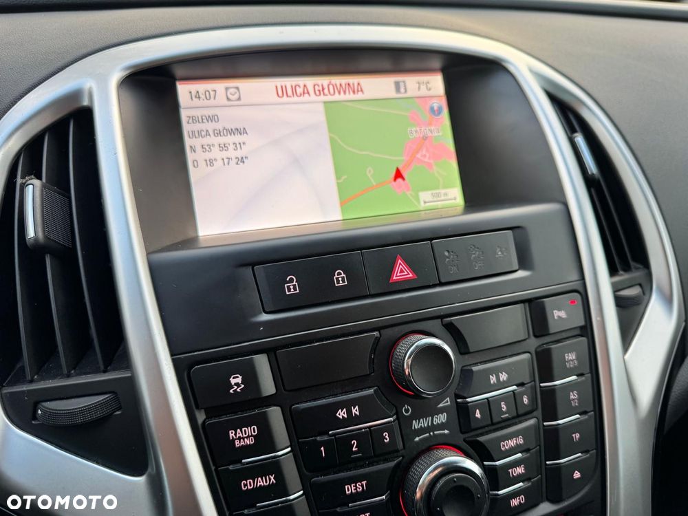 Opel Astra 1.6 Turbo Cosmo - 27