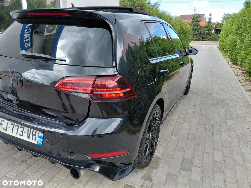 Volkswagen Golf - 5