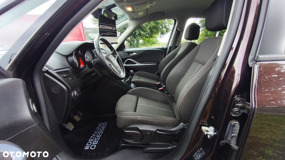 Opel Zafira - 15