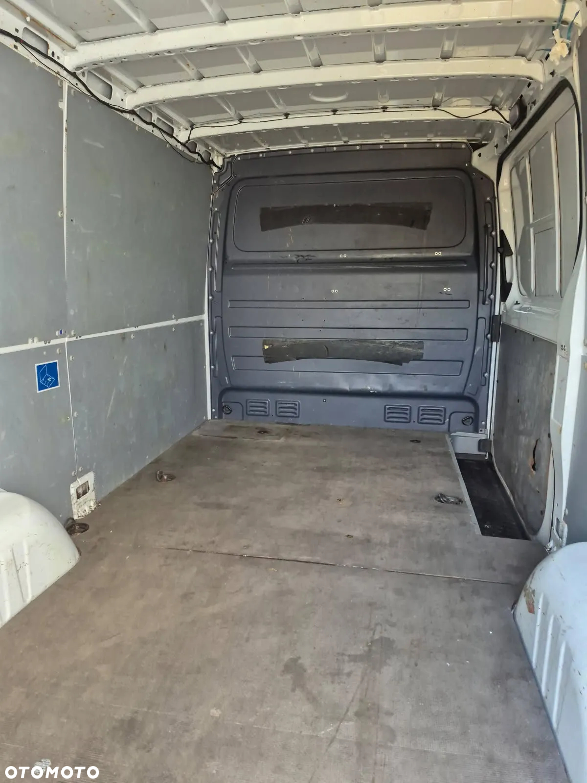 Mercedes-Benz SPRINTER - 15