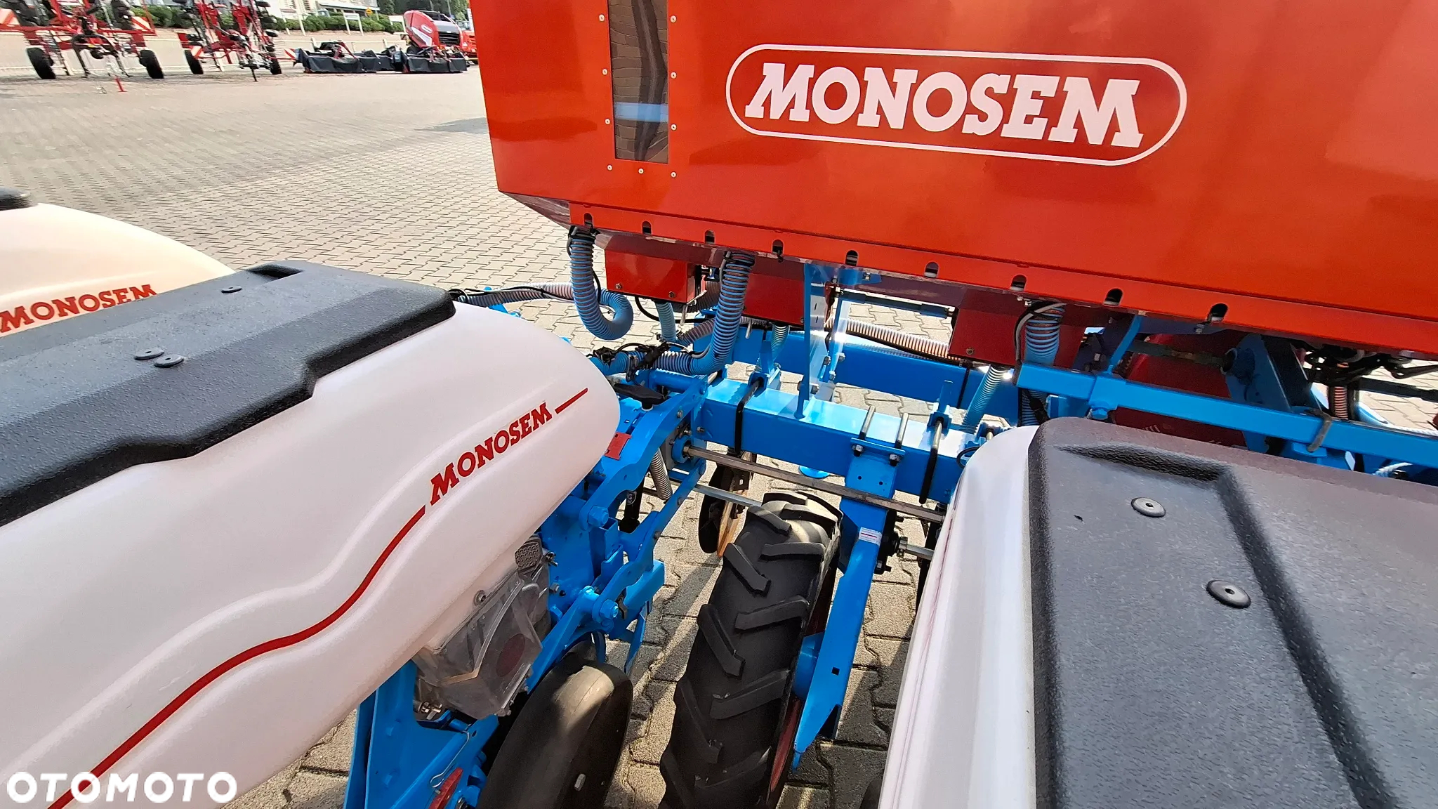 Monosem Siewnik punktowy 6-rzędowy NG PLUS M Monoshox - 20