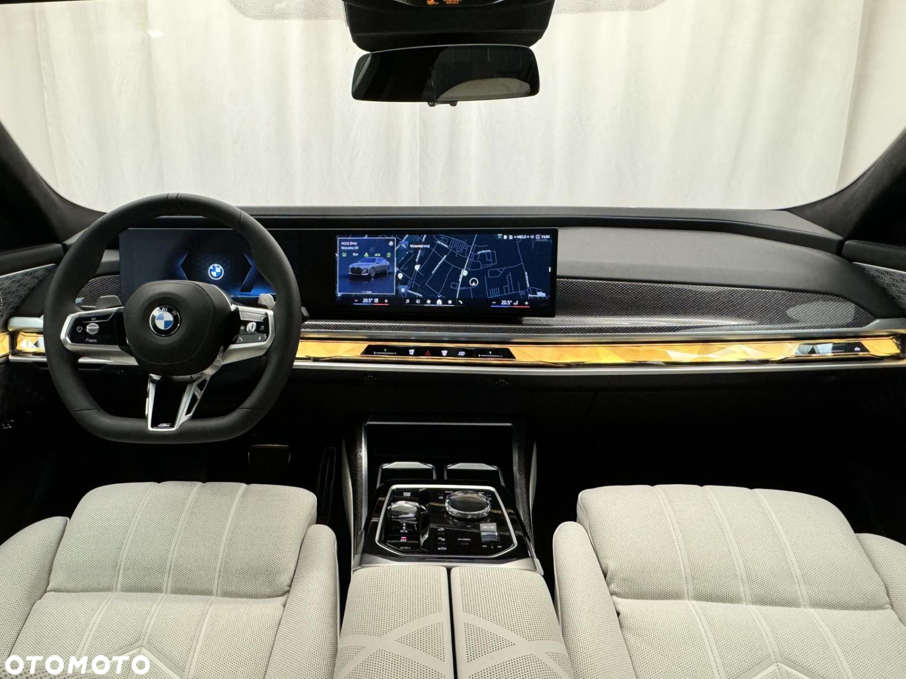 BMW Seria 7 - 32