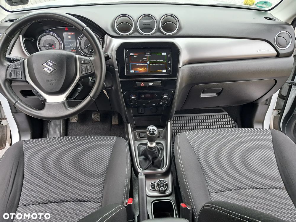 Suzuki Vitara - 23