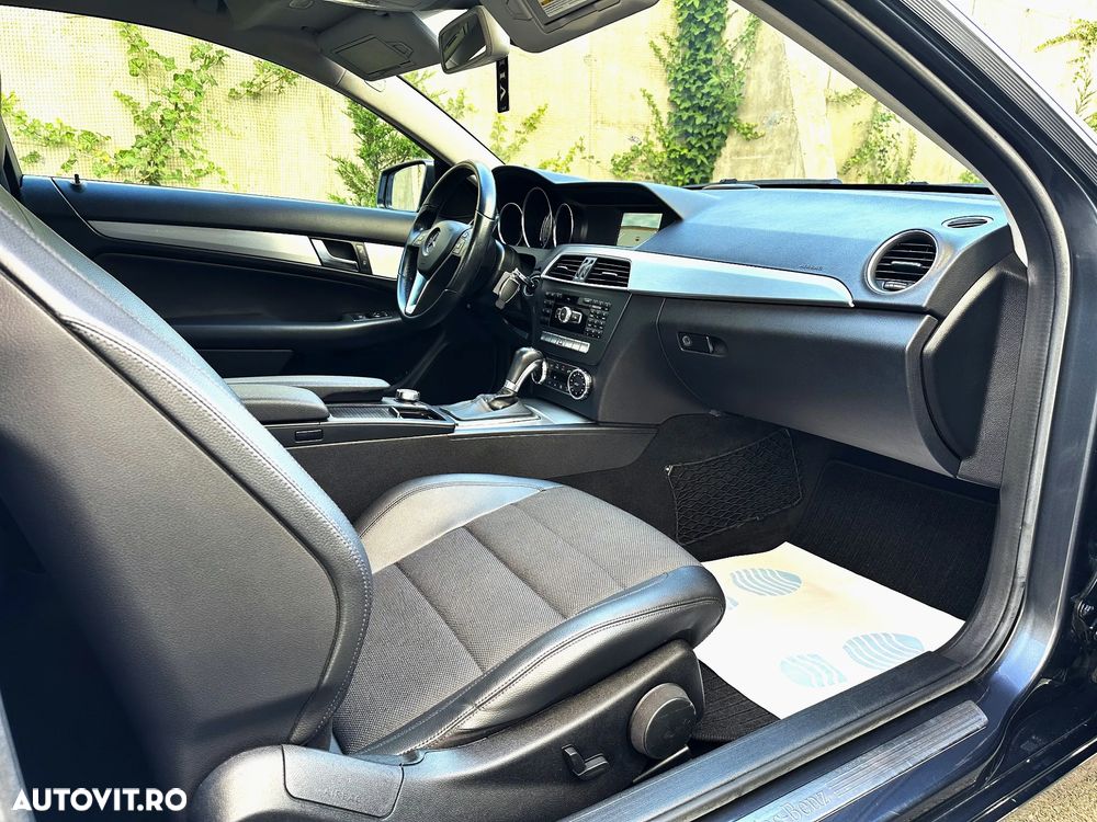 MERCEDES-BENZ C-Class 2012 — imagine 18