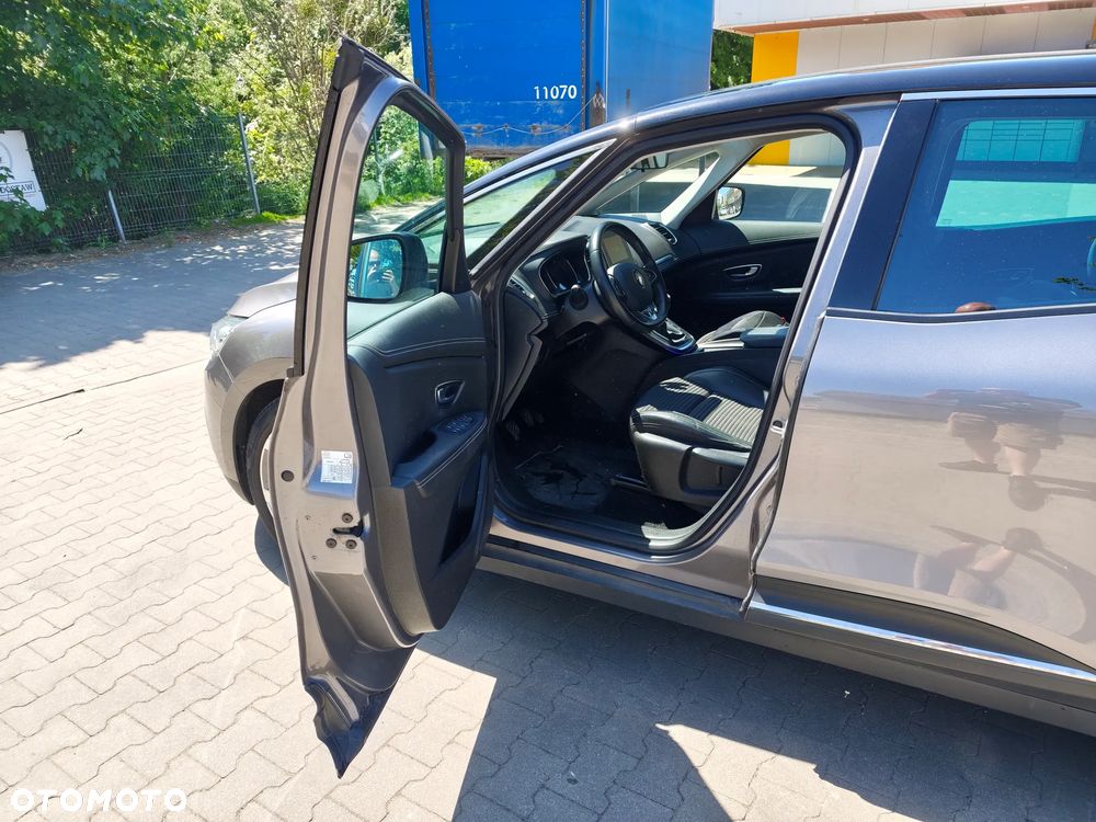Renault Grand Scenic Gr 1.3 TCe FAP Intens - 9