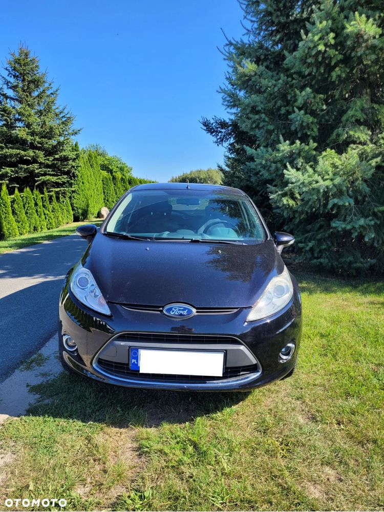 Ford Fiesta - 2