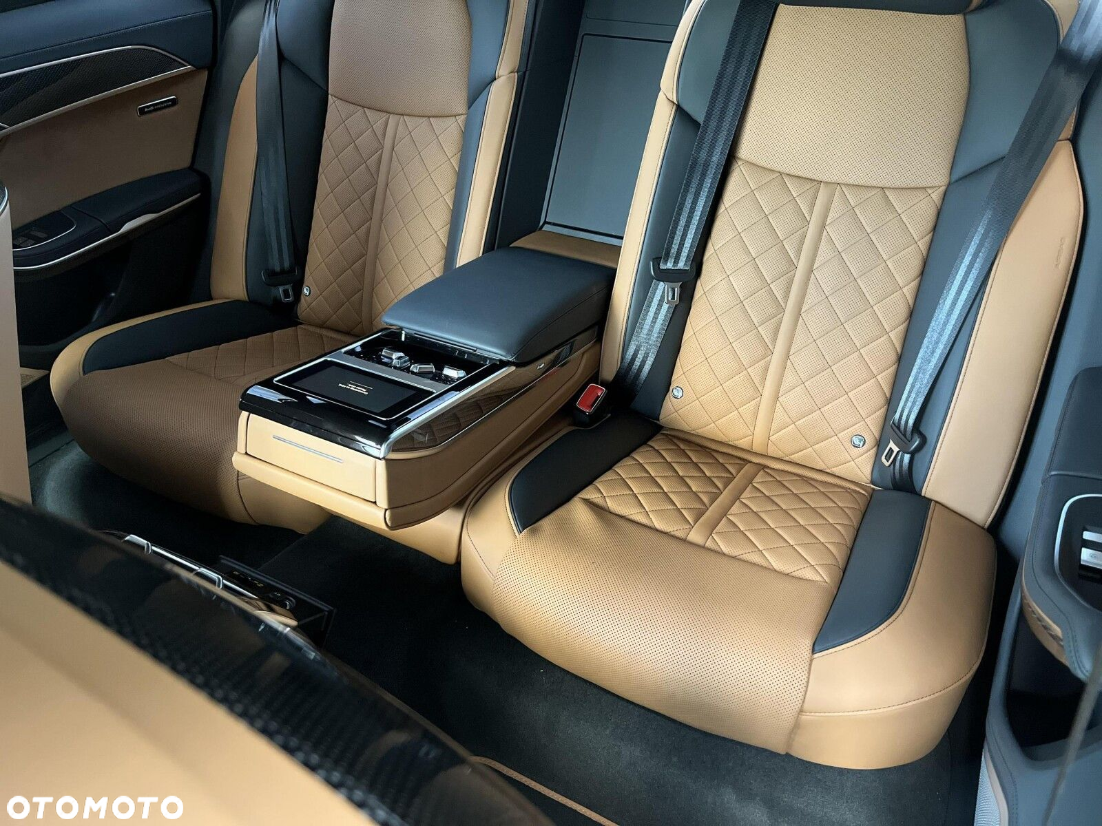 Audi S8 - 31