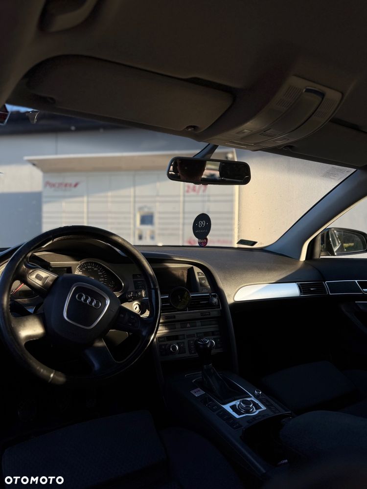 Audi A6 Limousine 2.4 - 15