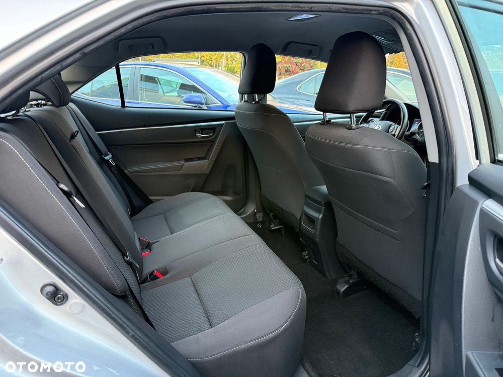 Toyota Corolla 1.6 Comfort - 7