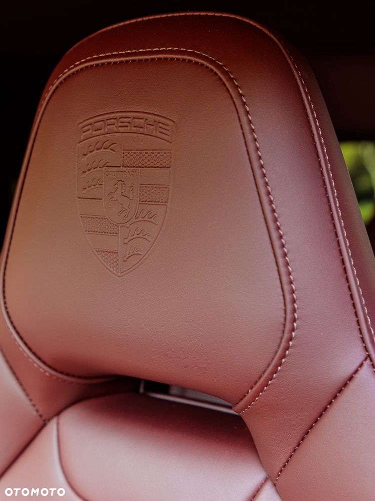 Porsche Panamera - 25