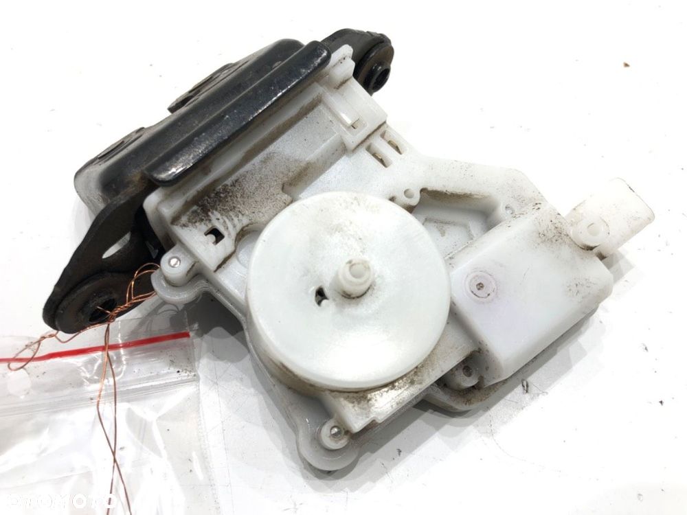 ZAMEK KLAPY TYŁ - 83.00 PLN - RENAULT KADJAR (HA_, HL_) 2015 - 2022 1.6 dCi 130 4x4 96 kW [130 KM] - 2