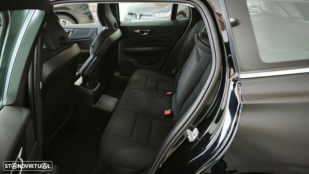 Volvo V60 2.0 T6 AWD TE Inscription Expression - 11