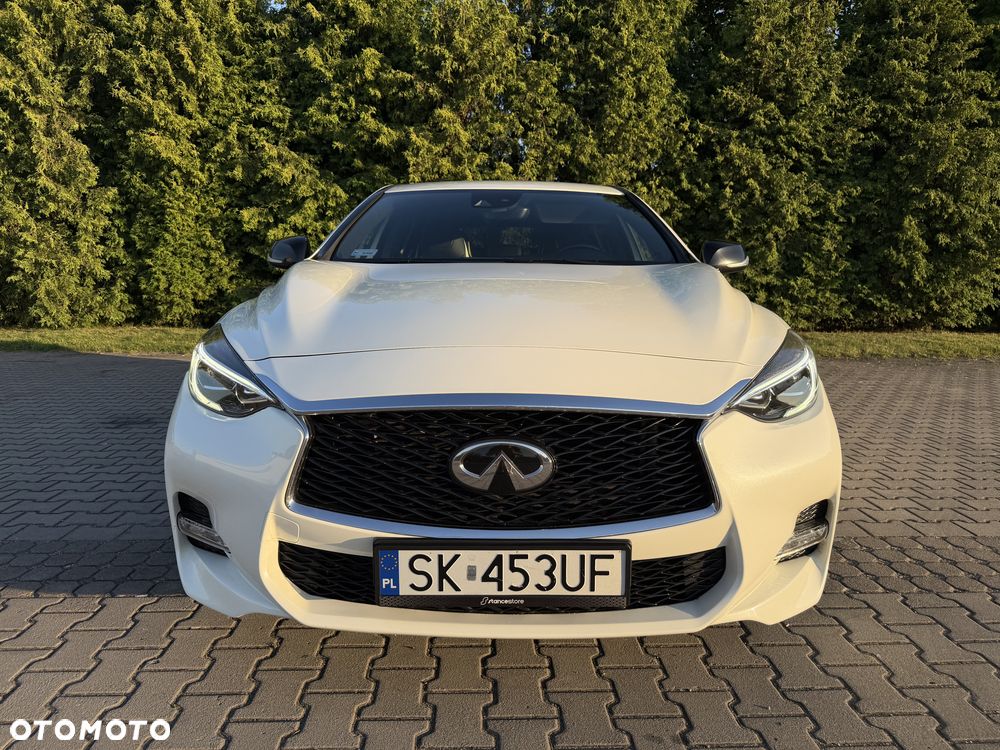 Infiniti Q30 2.2d Sport AWD 7DCT - 7