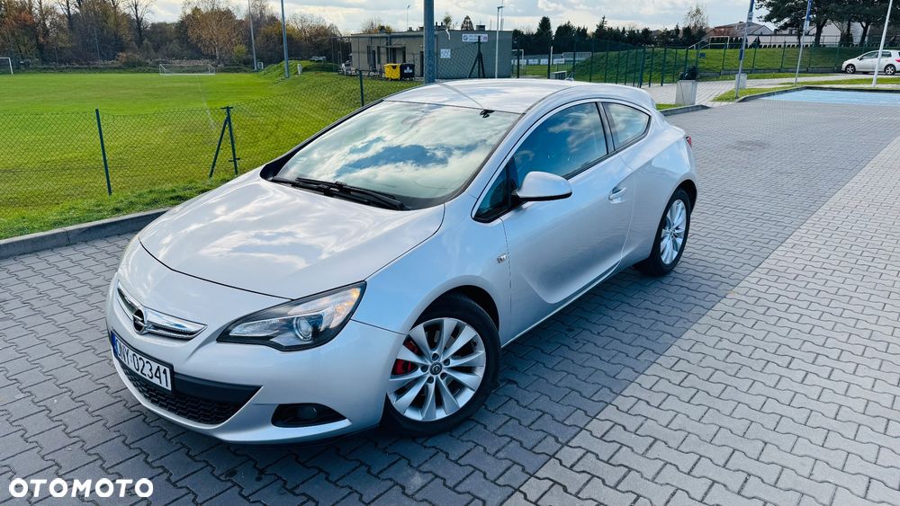 Opel Astra 2.0 CDTI ecoFLEX Start/Stop - 2
