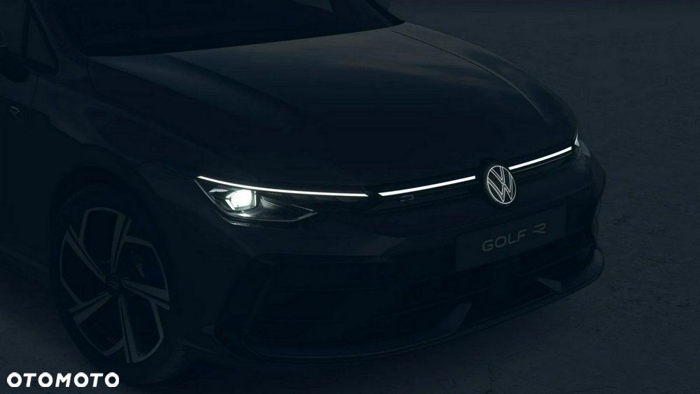 Volkswagen Golf - 8