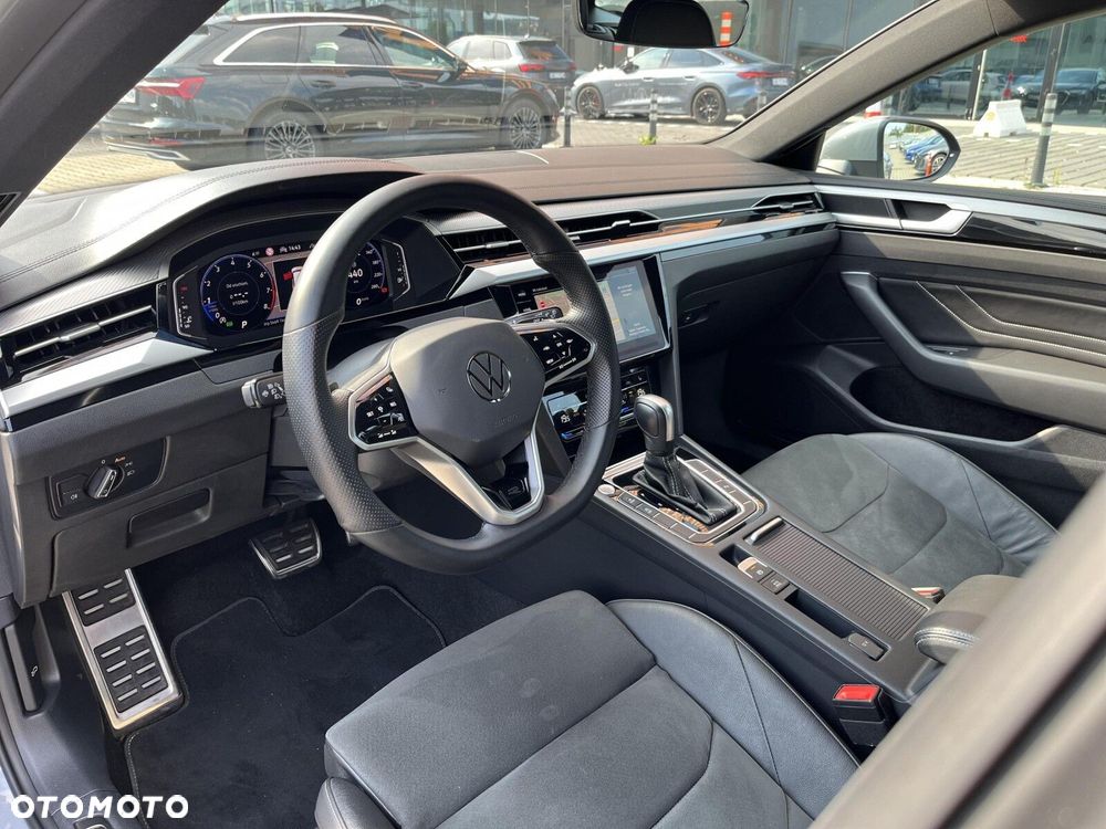 Volkswagen Arteon 2.0 TSI R-Line DSG - 9