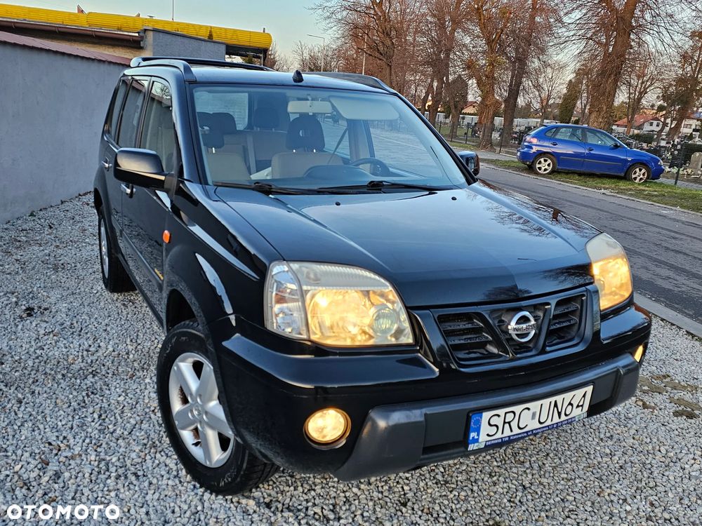 Nissan X-Trail 2.0 4x2 Comfort - 16