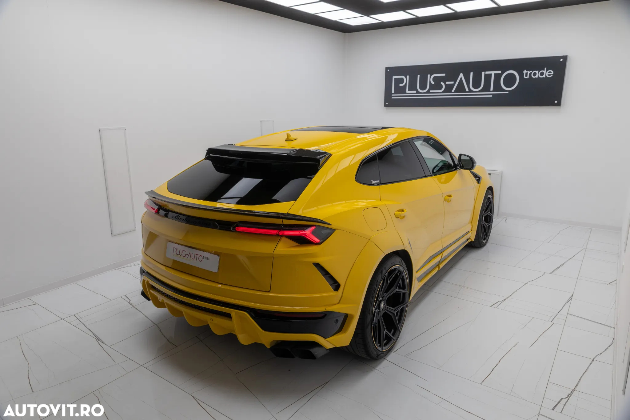 Lamborghini URUS - 9