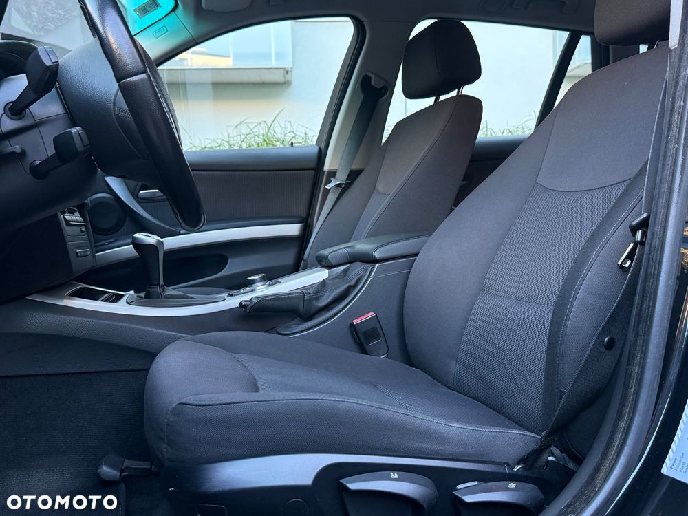 BMW Seria 3 - 12